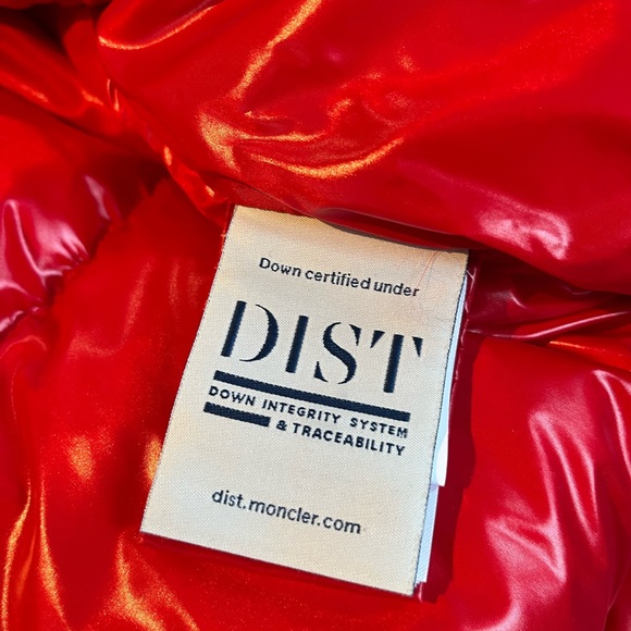 Moncler Etival Red Hooded Quilted Down Jacket - Picture 13 of 15